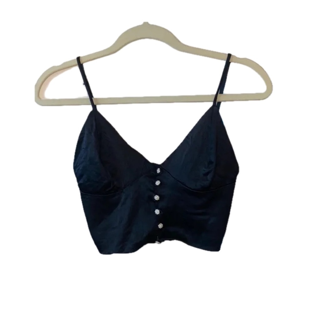 LAST CHANCE! Women's Cropped V-Neck Button-Up Tank Top